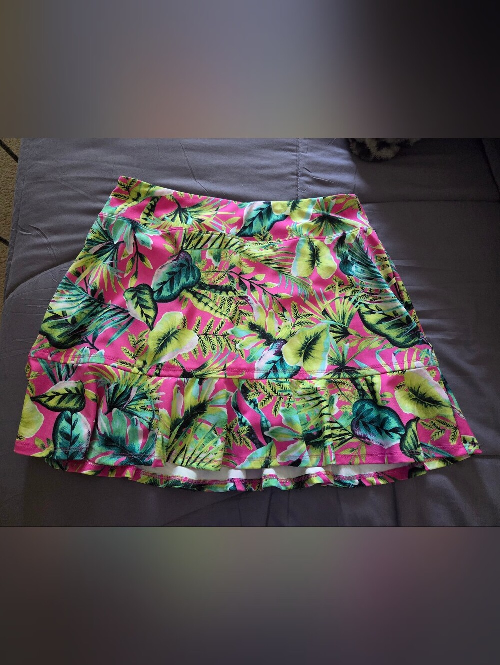 Tommy Bahama Pink Tropical Leaf Ruffle Golf Skort